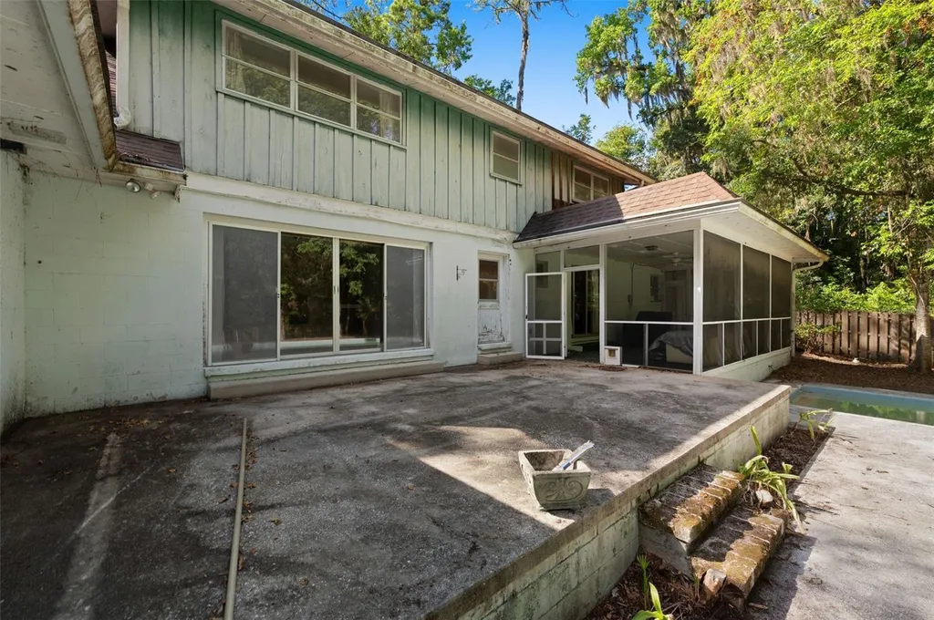 2501 NW 21st Avenue Gainesville FL 32605