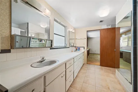 2501 NW 21st Avenue Gainesville FL 32605