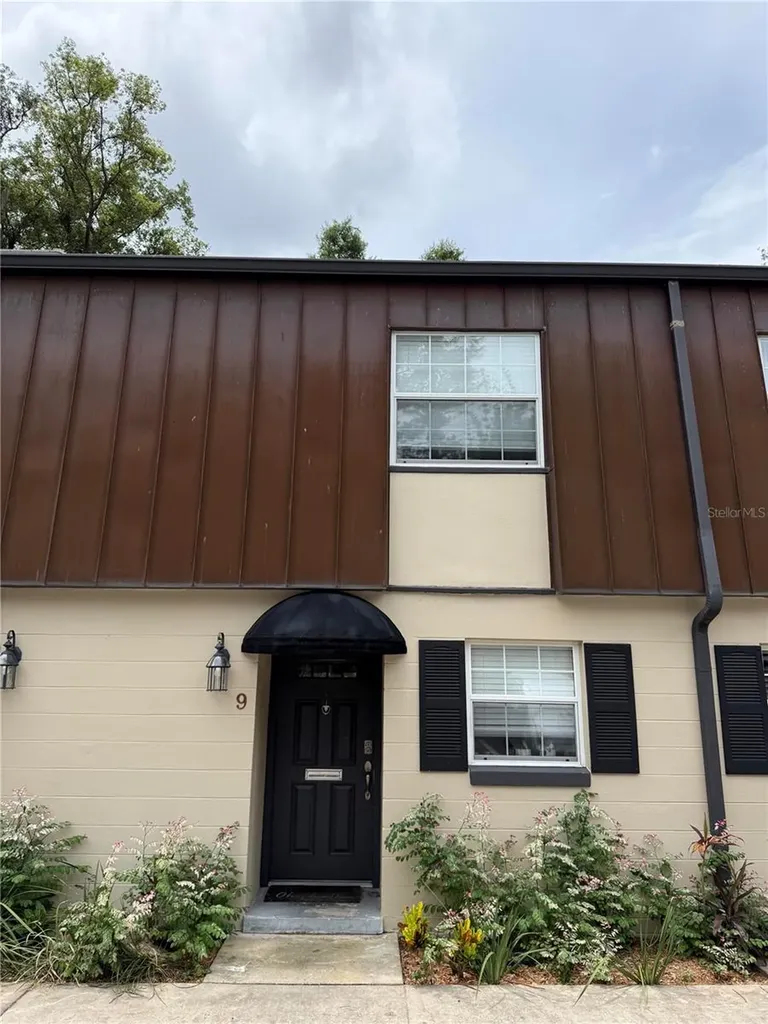 621 Cathcart Avenue Orlando FL 32803