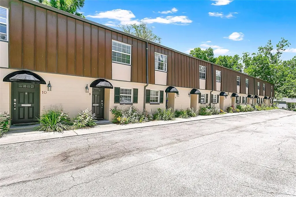 621 Cathcart Avenue Orlando FL 32803