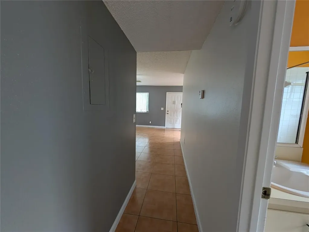 2439 Oak Park Way Orlando FL 32822