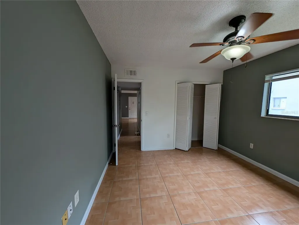 2439 Oak Park Way Orlando FL 32822