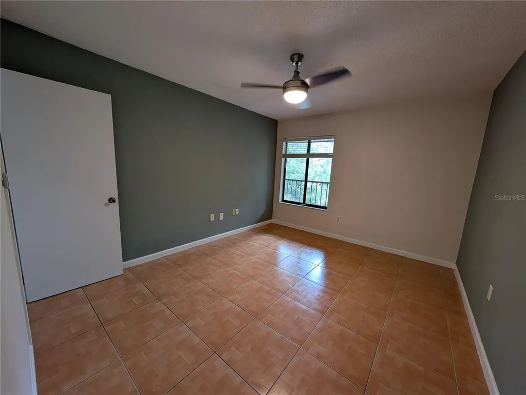 2439 Oak Park Way Orlando FL 32822