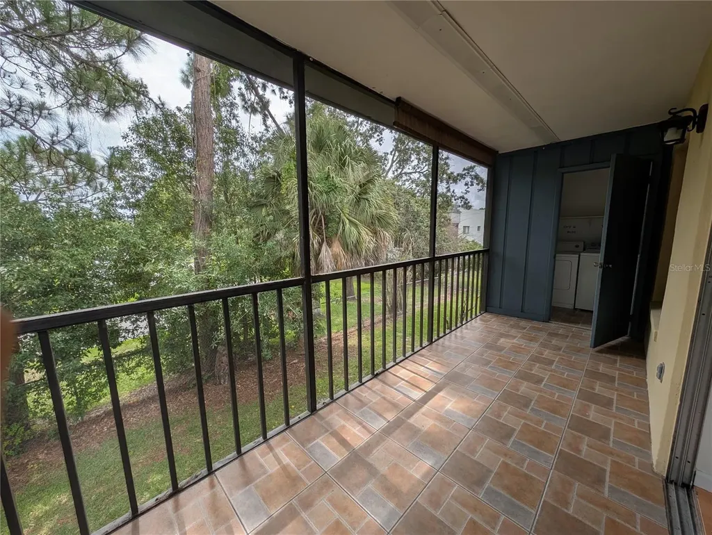 2439 Oak Park Way Orlando FL 32822
