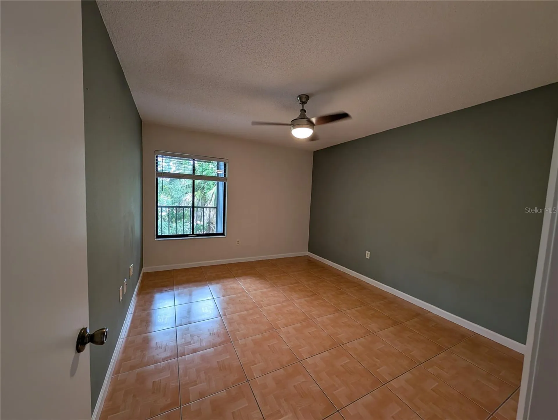 2439 Oak Park Way Orlando FL 32822