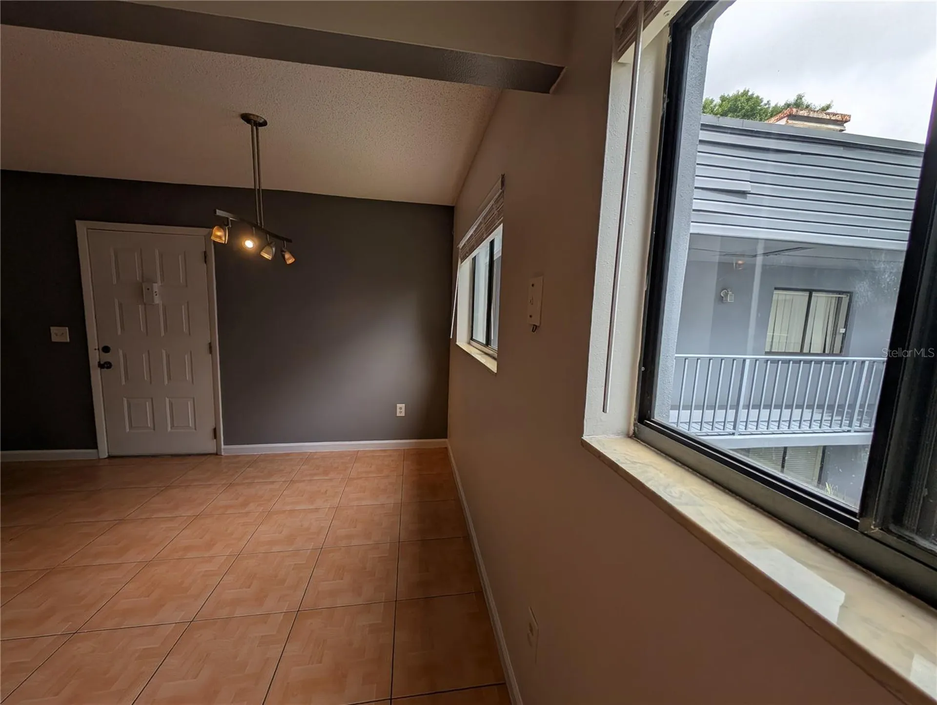 2439 Oak Park Way Orlando FL 32822