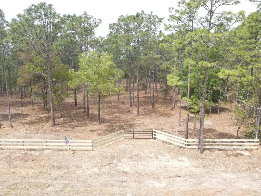 SW Deerpark Heights Road Dunnellon FL 34431