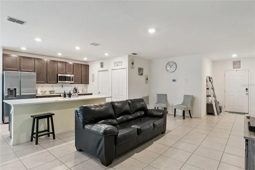 15280 White Tail Loop Mascotte FL 34753