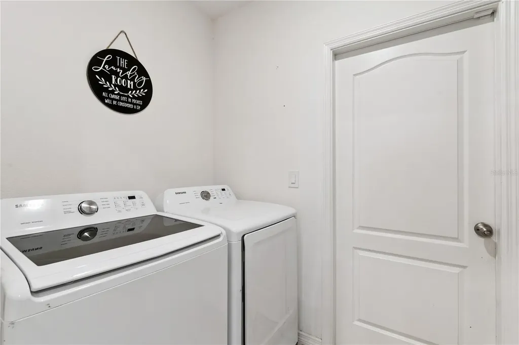 15280 White Tail Loop Mascotte FL 34753