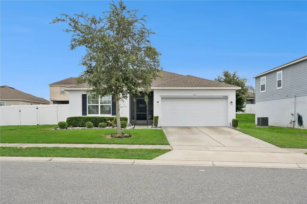 15280 White Tail Loop Mascotte FL 34753