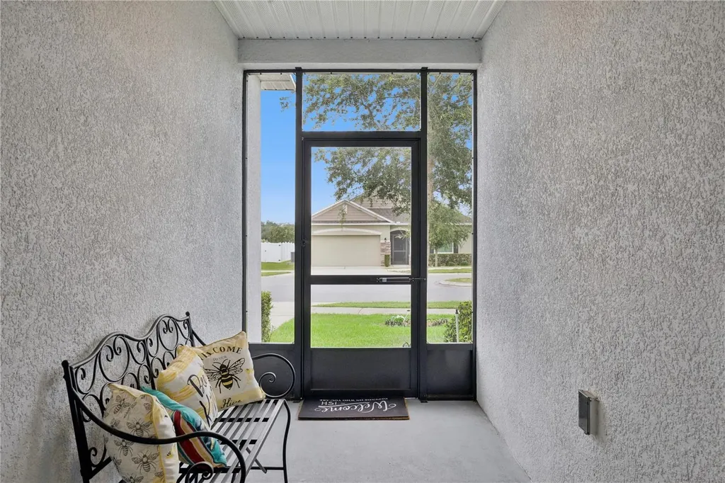 15280 White Tail Loop Mascotte FL 34753