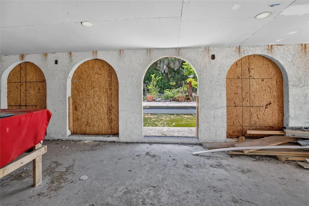 5609 Larimer Drive Tampa FL 33615