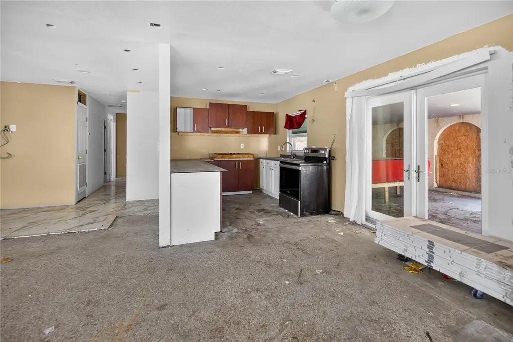 5609 Larimer Drive Tampa FL 33615