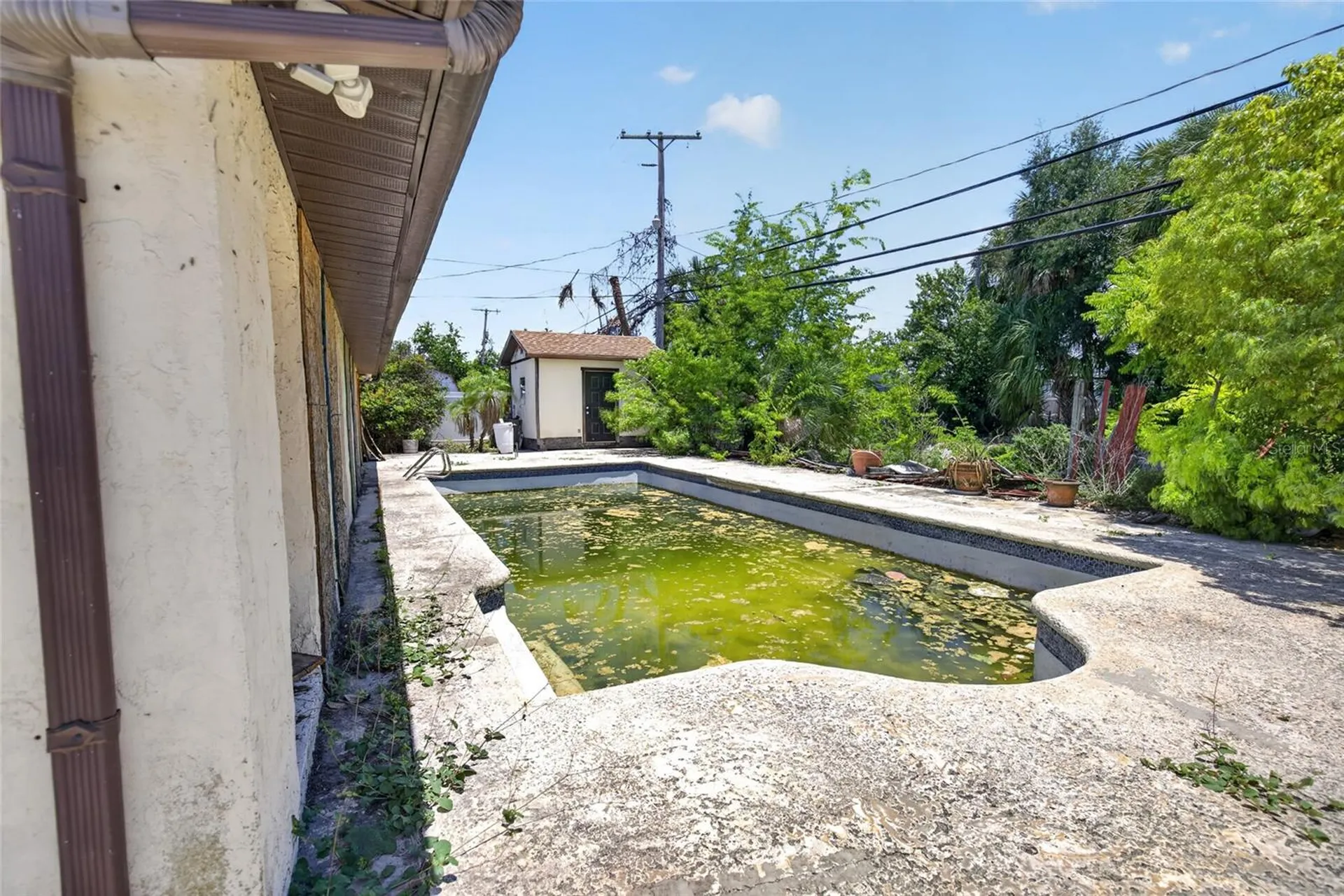 5609 Larimer Drive Tampa FL 33615