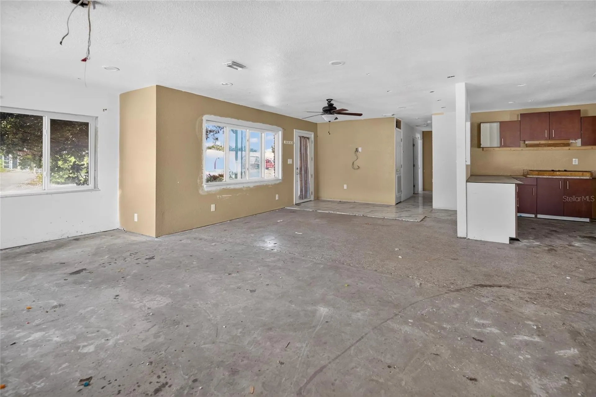 5609 Larimer Drive Tampa FL 33615