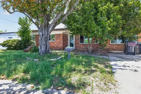 5609 Larimer Drive Tampa FL 33615