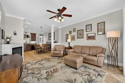 638 Autumn Oaks Loop Winter Garden FL 34787