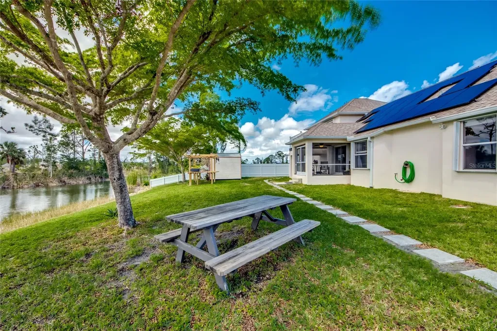 2012 NE 33rd Lane Cape Coral FL 33909