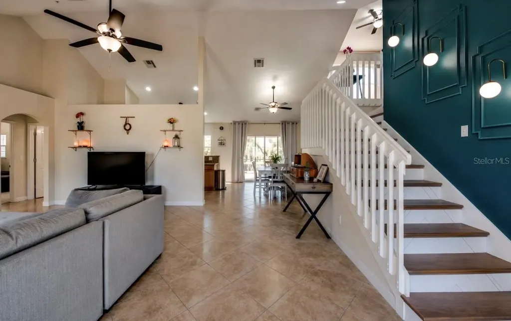 2012 NE 33rd Lane Cape Coral FL 33909