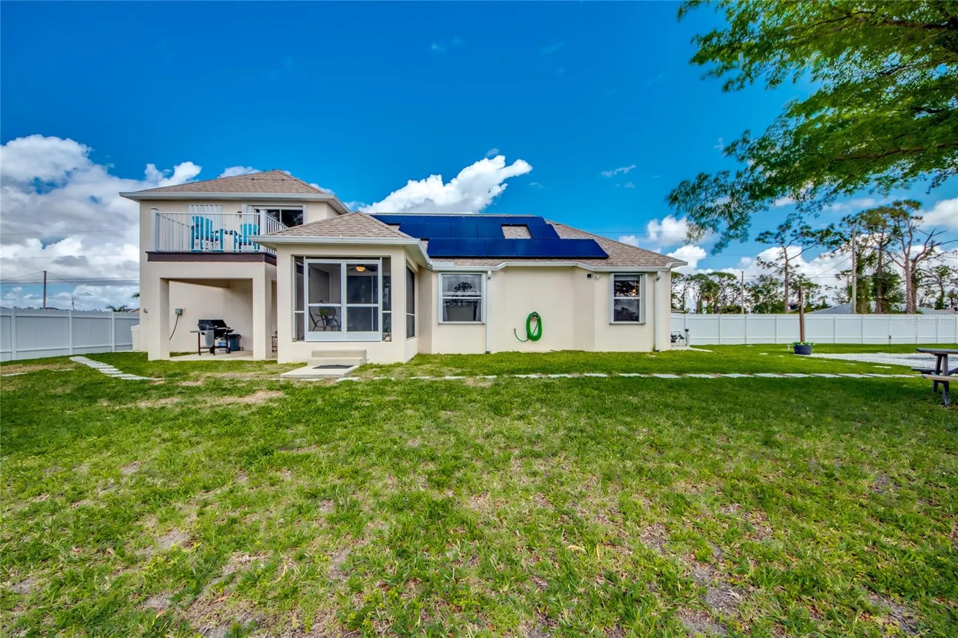 2012 NE 33rd Lane Cape Coral FL 33909