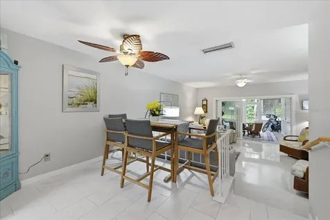 707 W Venice Avenue Venice FL 34285