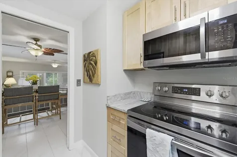 707 W Venice Avenue Venice FL 34285