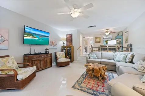 707 W Venice Avenue Venice FL 34285