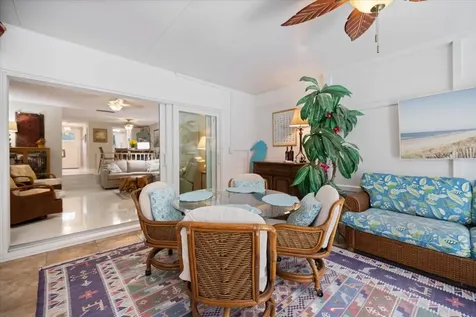 707 W Venice Avenue Venice FL 34285