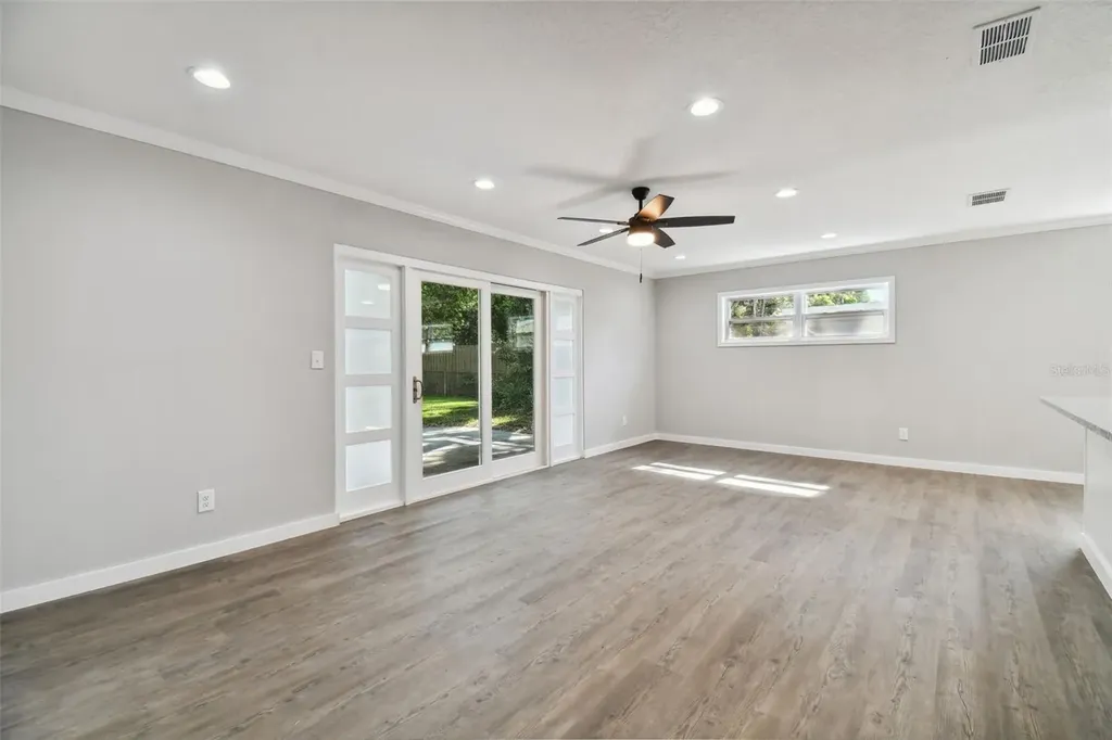 535 W Palmeden Drive Lakeland FL 33803