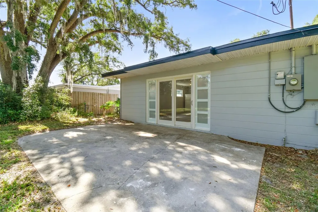 535 W Palmeden Drive Lakeland FL 33803