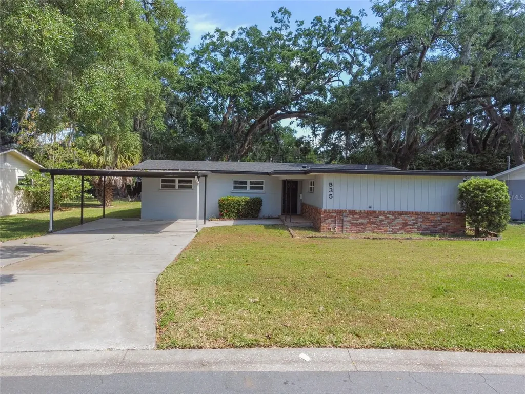 535 W Palmeden Drive Lakeland FL 33803
