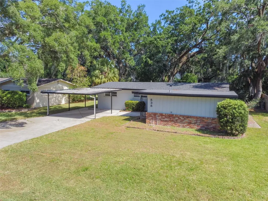 535 W Palmeden Drive Lakeland FL 33803
