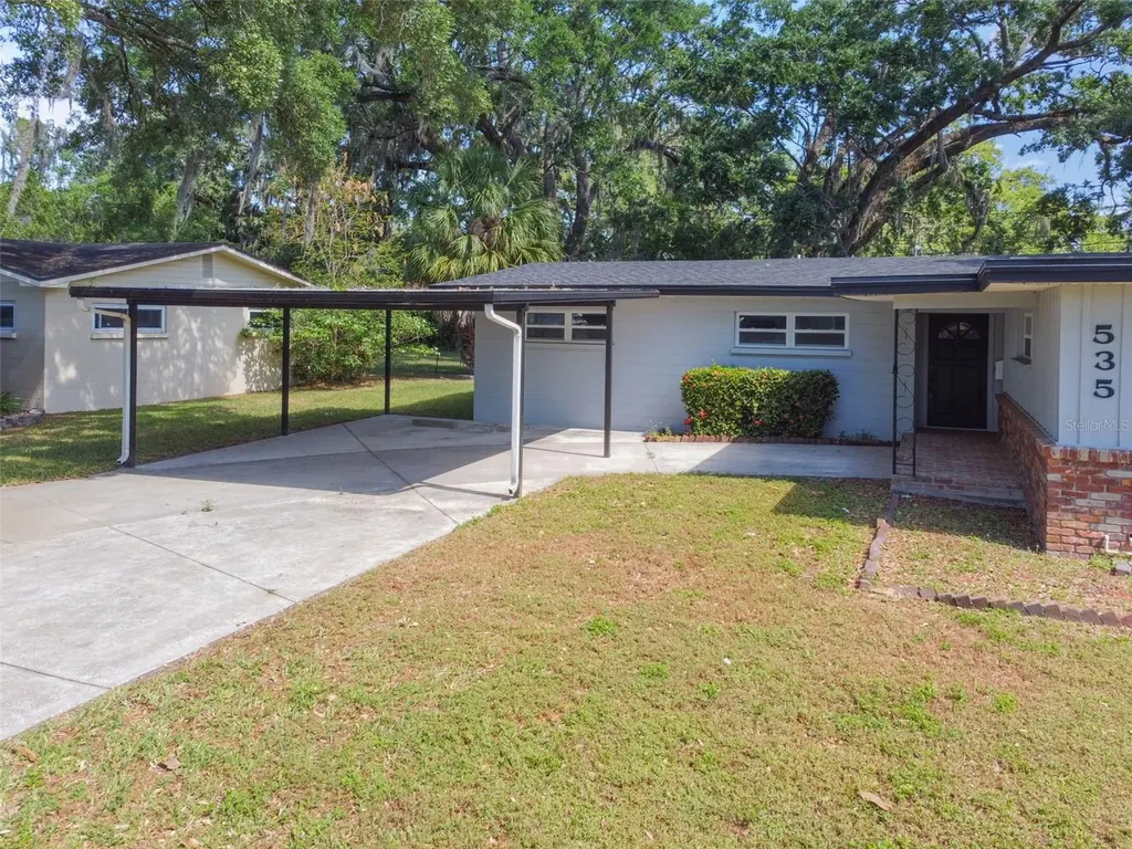 535 W Palmeden Drive Lakeland FL 33803