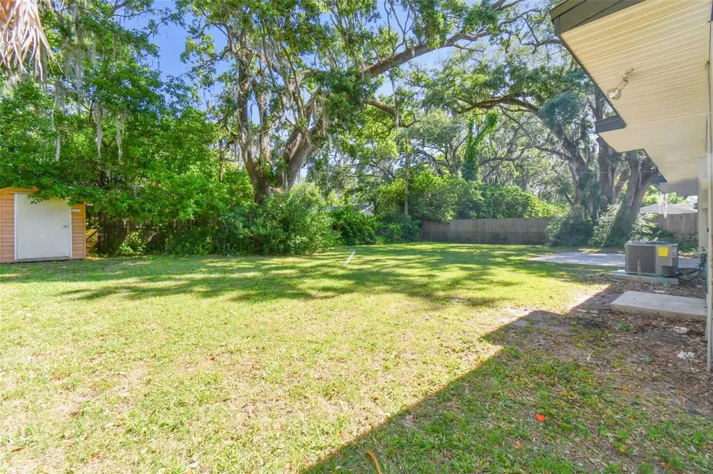 535 W Palmeden Drive Lakeland FL 33803