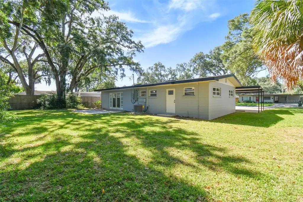 535 W Palmeden Drive Lakeland FL 33803
