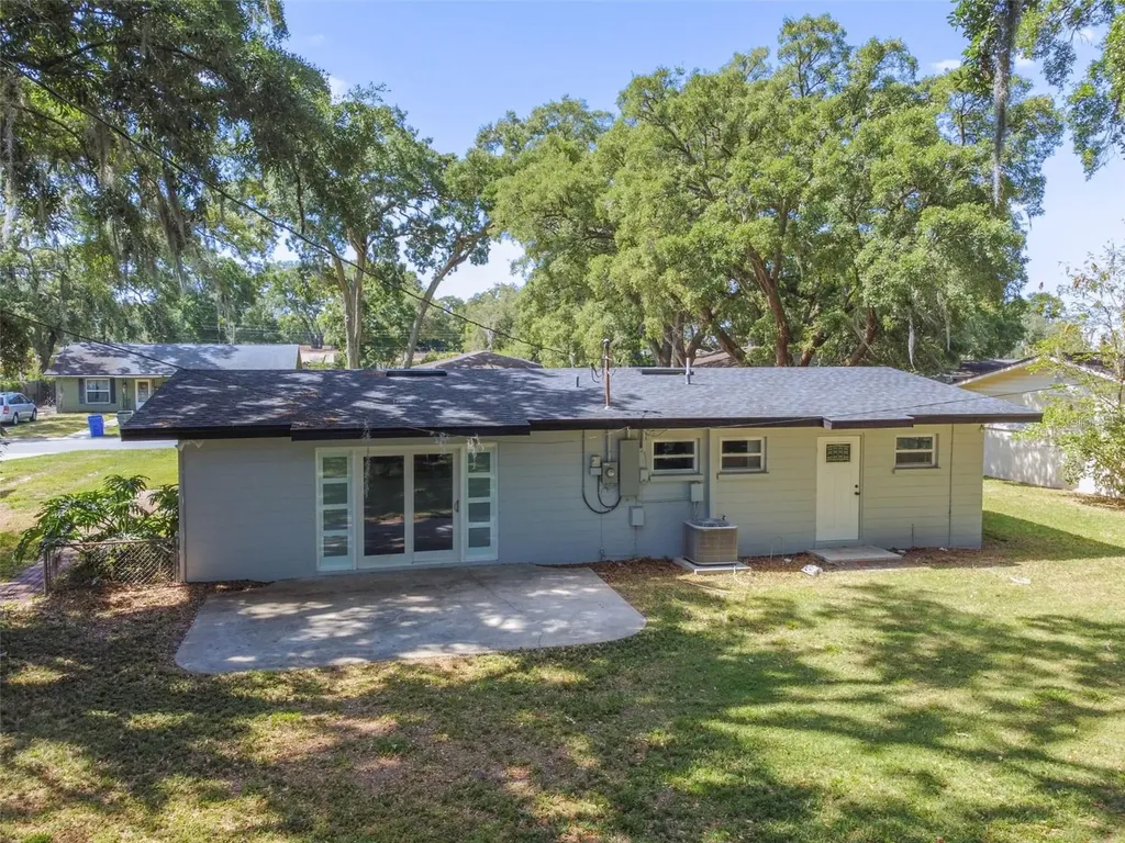 535 W Palmeden Drive Lakeland FL 33803