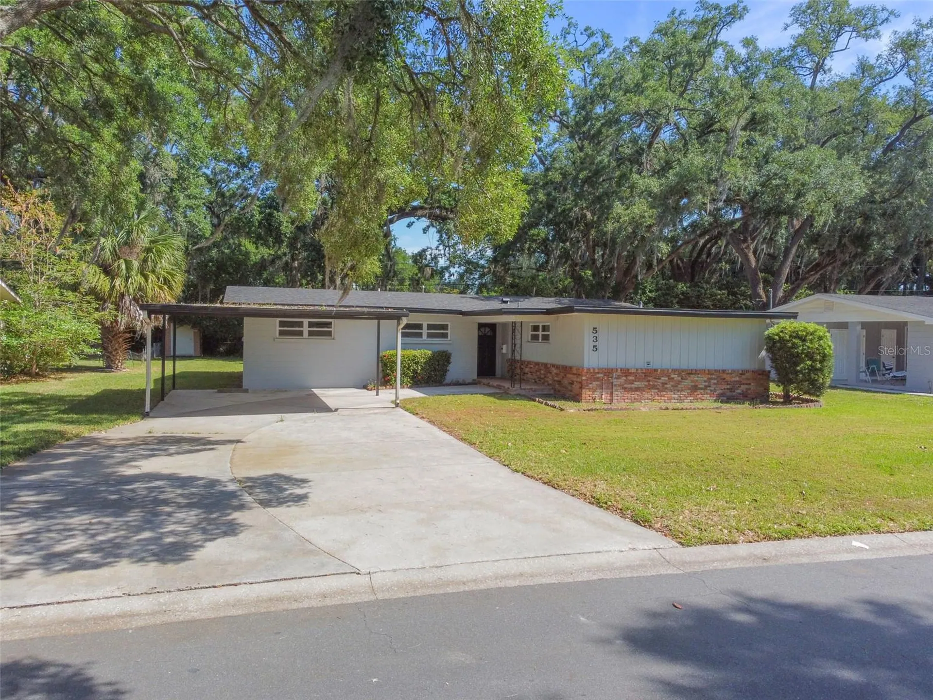 535 W Palmeden Drive Lakeland FL 33803