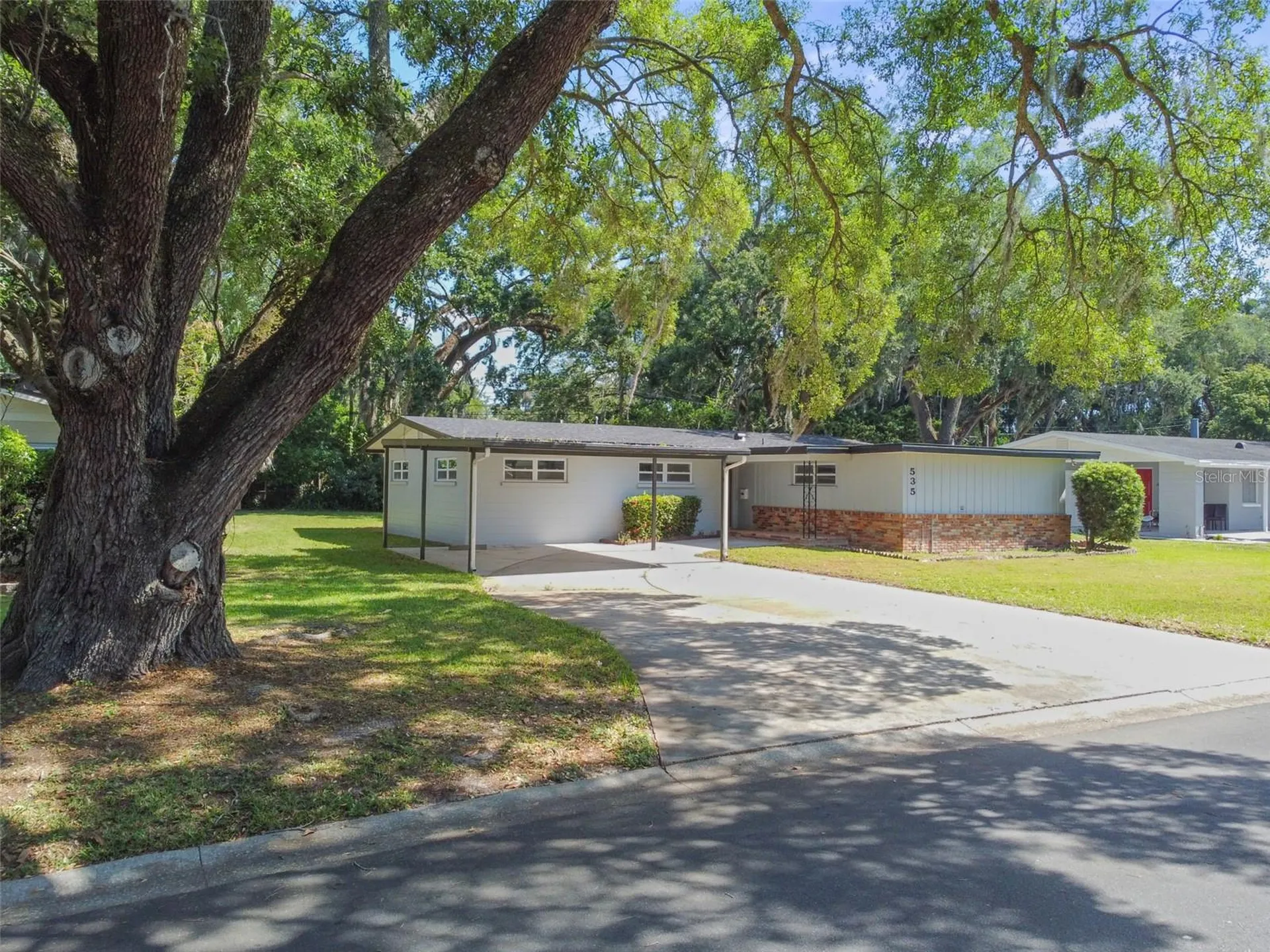 535 W Palmeden Drive Lakeland FL 33803