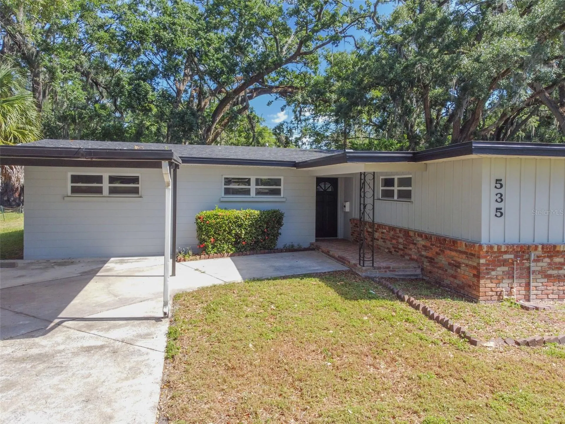 535 W Palmeden Drive Lakeland FL 33803