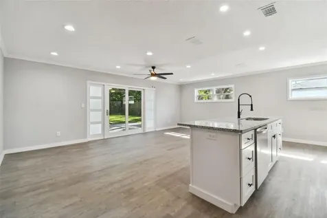 535 W Palmeden Drive Lakeland FL 33803
