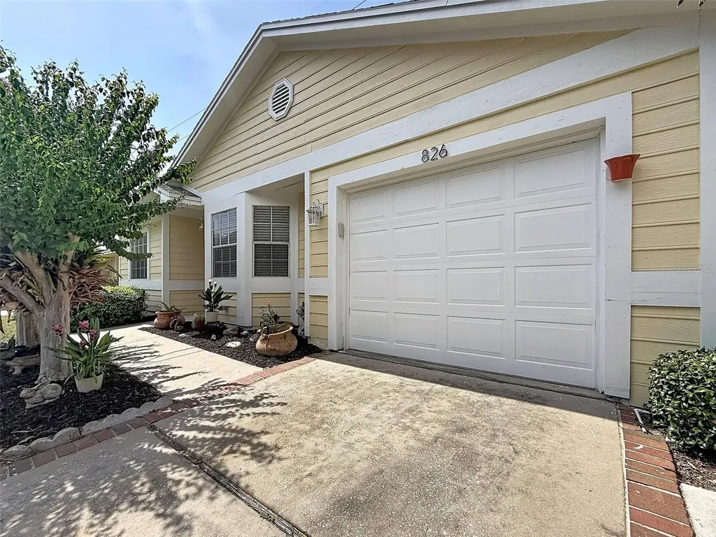 826 Franklin Circle Palm Harbor FL 34683