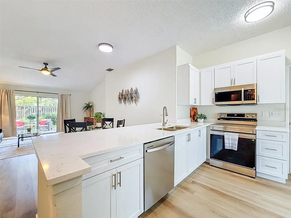 826 Franklin Circle Palm Harbor FL 34683