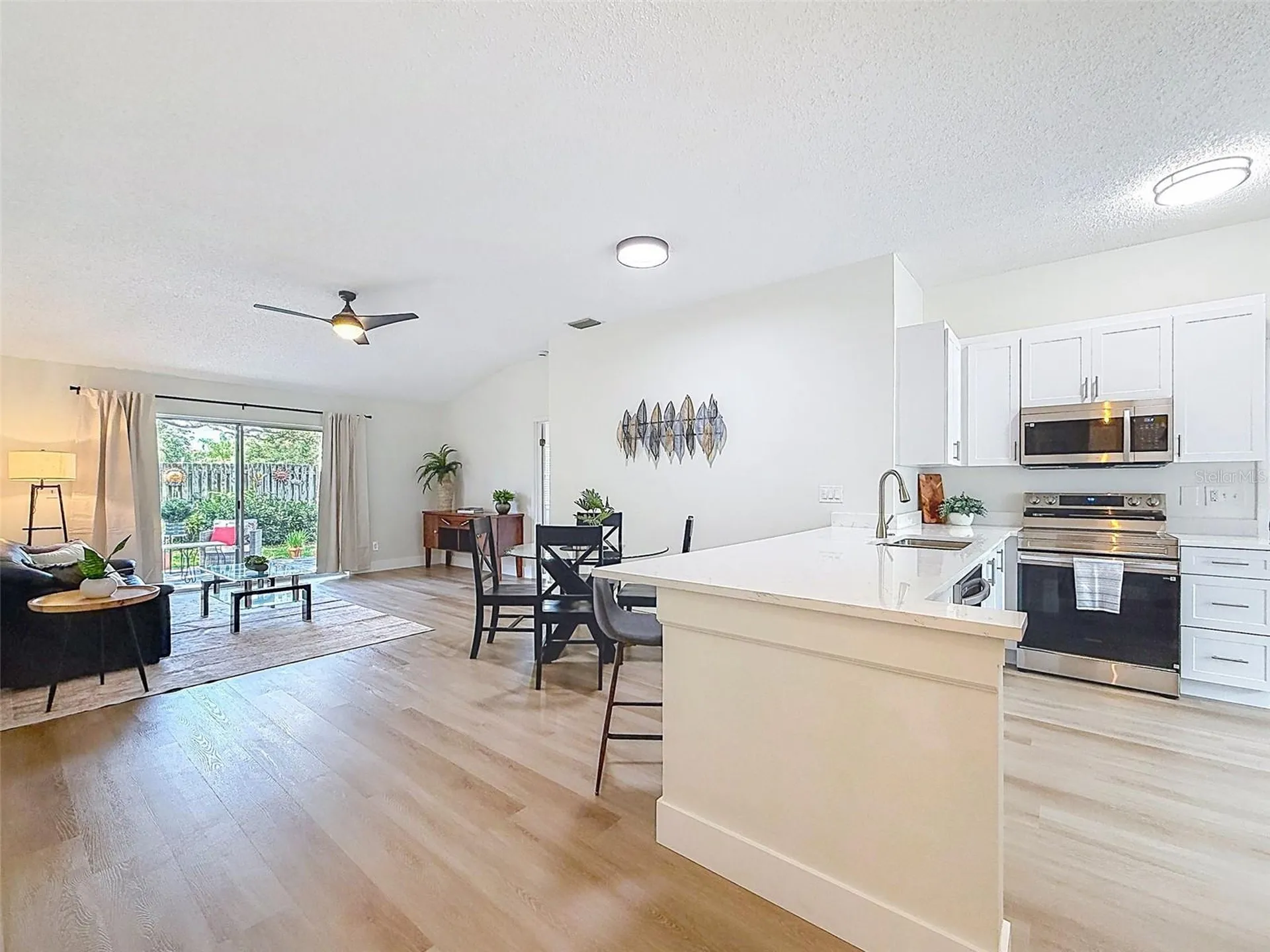 826 Franklin Circle Palm Harbor FL 34683