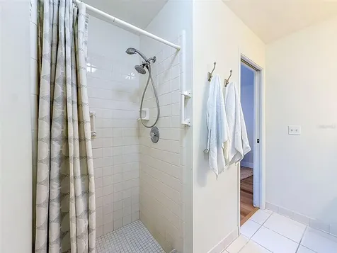 826 Franklin Circle Palm Harbor FL 34683