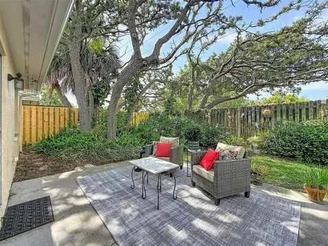 826 Franklin Circle Palm Harbor FL 34683