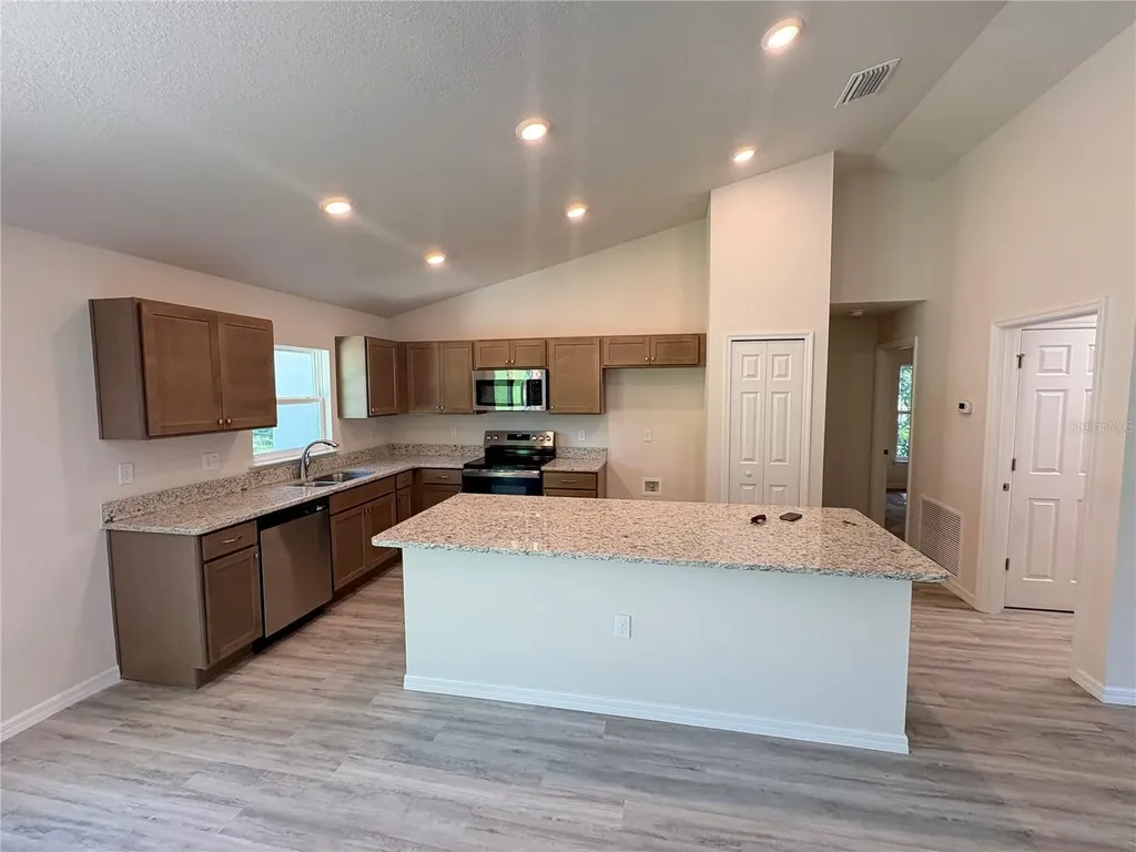2377 W Menores Drive Citrus Springs FL 34434