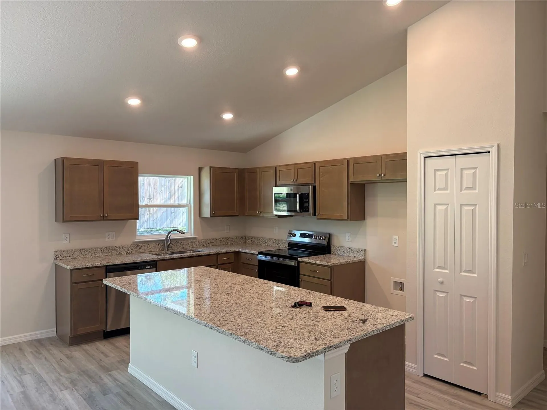 2377 W Menores Drive Citrus Springs FL 34434