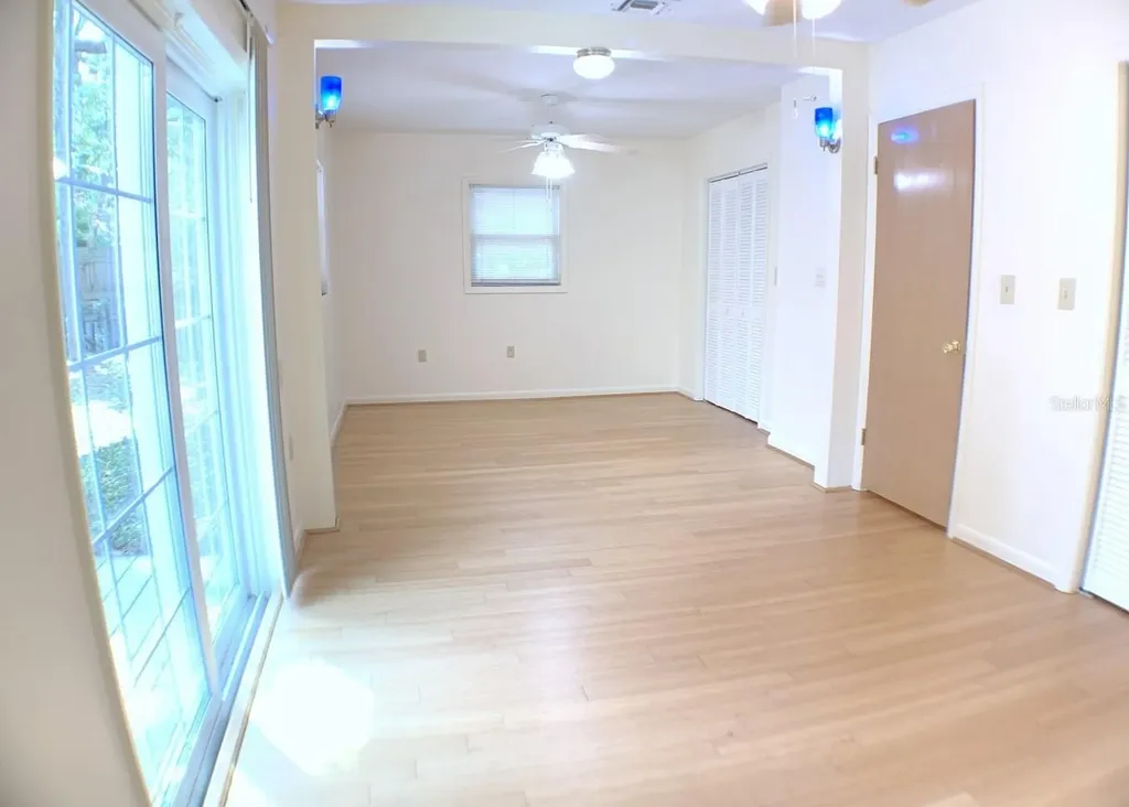 2814 W Price Avenue Tampa FL 33611