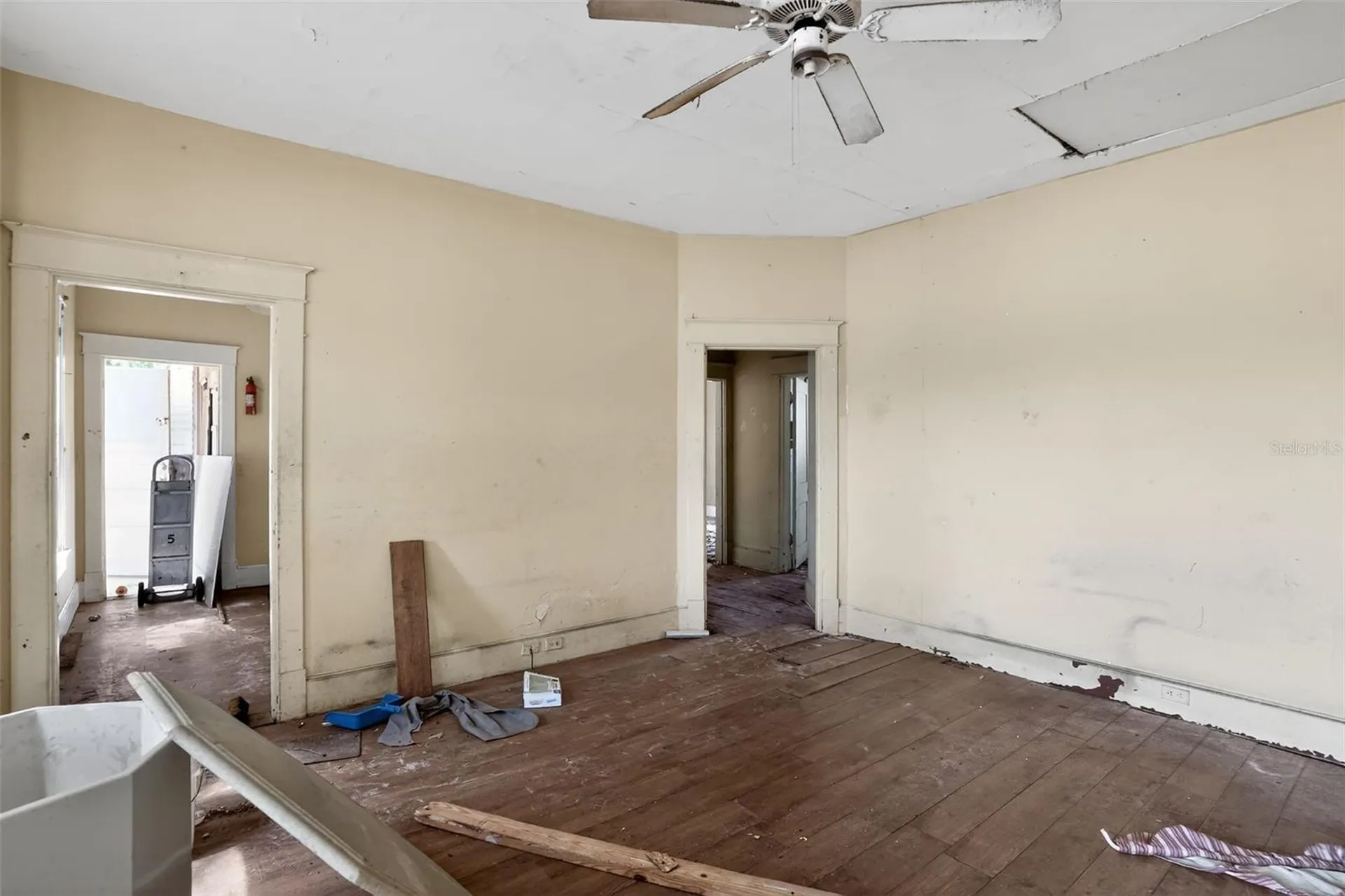 103 E Magnolia Street Kissimmee FL 34744