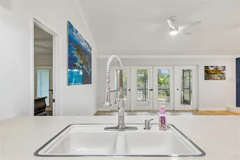 1425 Poinsettia Avenue Tarpon Springs FL 34689